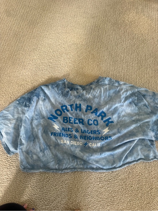 Tops - North park beer co crop tee